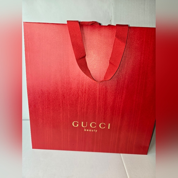 Gucci Beauty Red Woodgrain Pattern Gift Bag - Picture 4 of 16